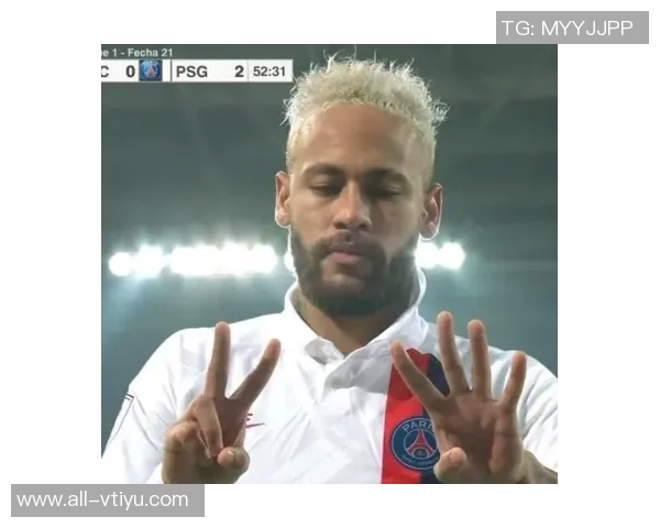 克莱手感回暖却遭冷落赛后愤怒扔水瓶表达不满情绪 克莱手感回暖却遭冷落赛后愤怒扔水瓶表达不满情绪