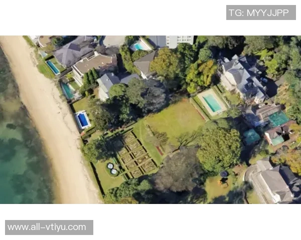 珍妮花费420万美元购海滨豪宅100亿财富面前显得微不足道